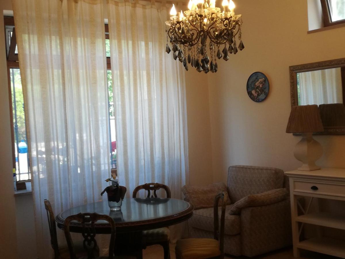The Orange Groove Bed & Breakfast Bari Exterior photo